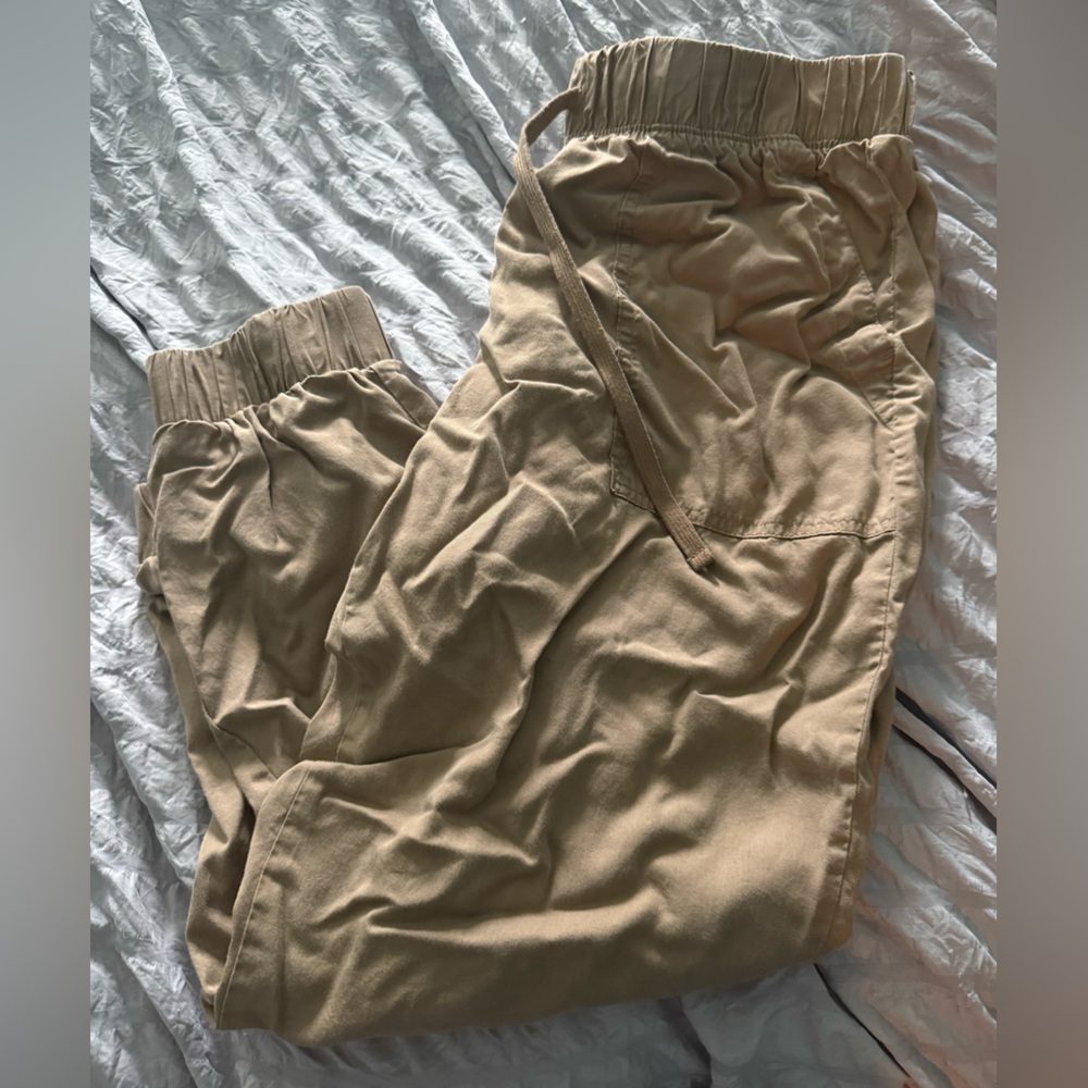 Universal Thread Olive Jogger Pants